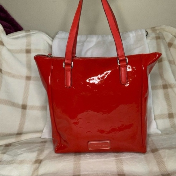 Handbags - Marc Jacobs Red Patent Leather Tote Bag